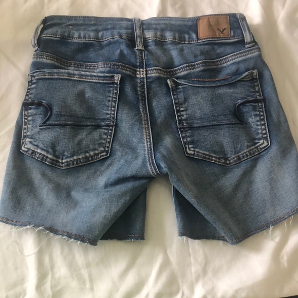 American Eagle super super stretch jean shorts - Picture 2 of 4
